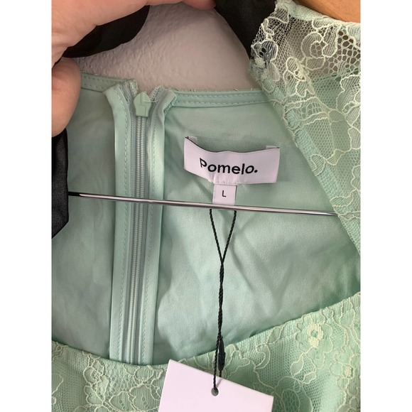 Pomelo Oversized Bow Lace Accent Dress - Light Green - Picture 8 of 8